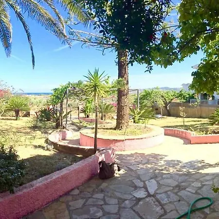 Villa Caletta 1 *